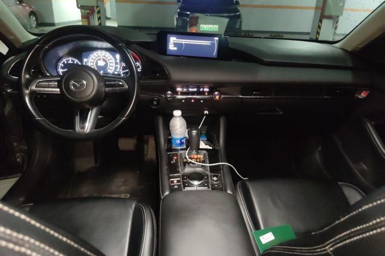 Used Mazda 3 Axela 2020 2.0L Automatic ZhiXuan Edition Center Console