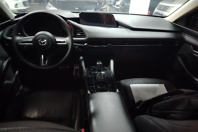 Used Mazda 3 Axela 2020 2.0L Automatic Zhiya Edition Center Console