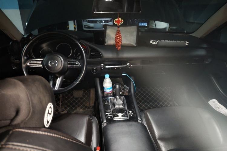 Used Mazda 3 Axela 2020 2.0L Automatic Zhiya Edition Center Console