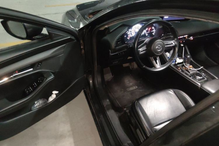 Used Mazda 3 Axela 2020 2.0L Automatic ZhiXuan Edition Driver Seat