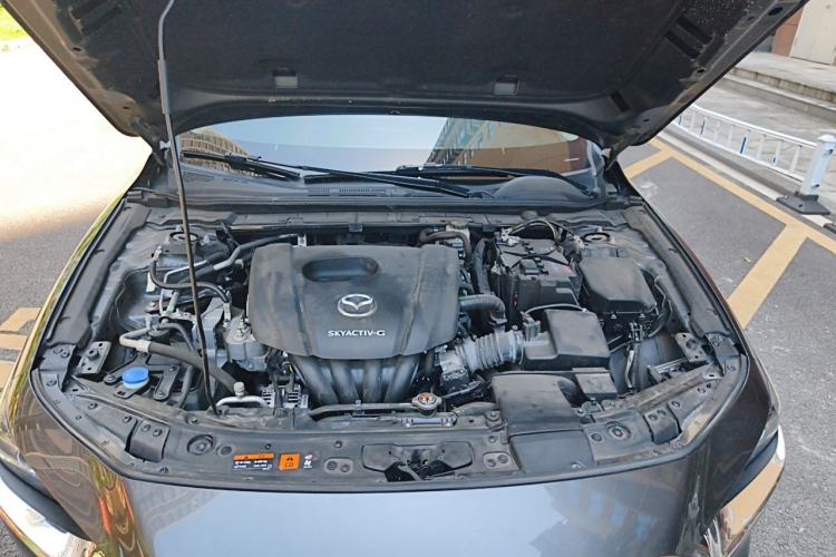 Used Mazda 3 Axela 2020 1.5L Automatic ZhiMei Edition Engine Bay