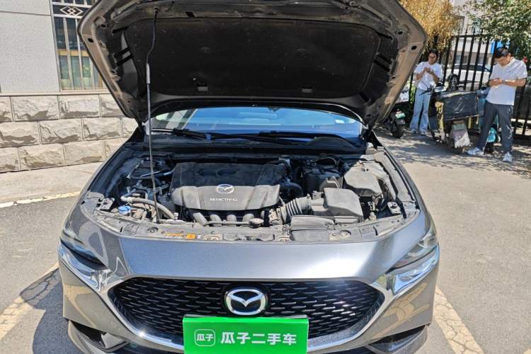 Used Mazda 3 Axela 2020 2.0L Automatic Luxury Version Engine Bay