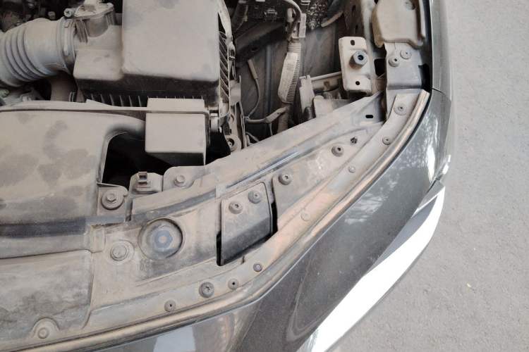 Used Mazda 3 Axela 2020 1.5L Automatic ZhiMei Edition Engine Bay Left