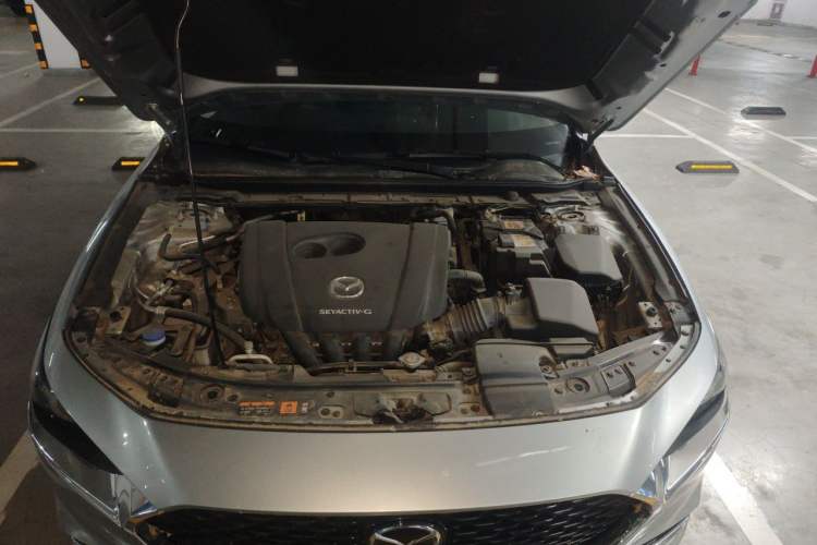 Used Mazda 3 Axela 2020 2.0L Automatic Zhiya Edition Engine Bay