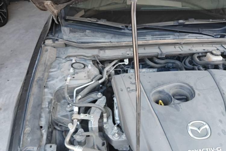 Used Mazda 3 Axela 2020 2.0L Automatic Zhiya Edition Engine Bay Right