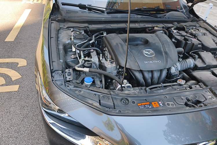 Used Mazda 3 Axela 2020 1.5L Automatic ZhiMei Edition Engine Bay Right