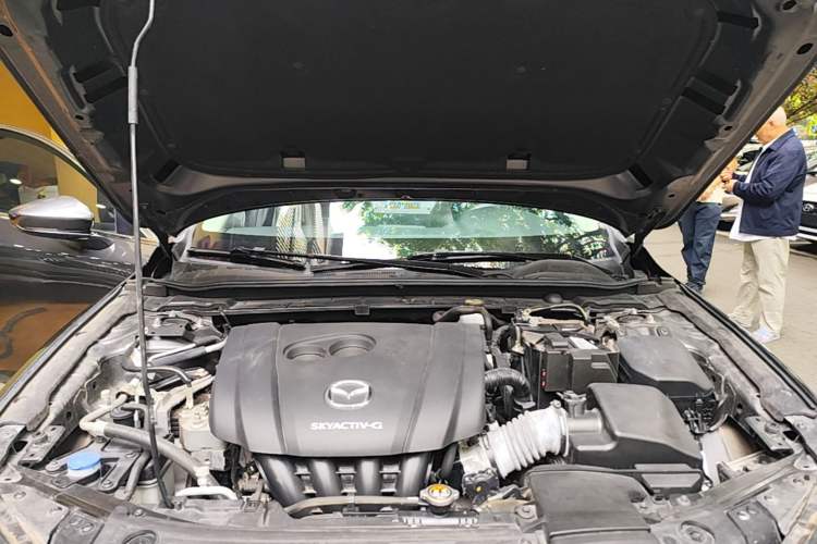 Used Mazda 3 Axela 2020 2.0L Automatic Zhiya Edition Engine Bay