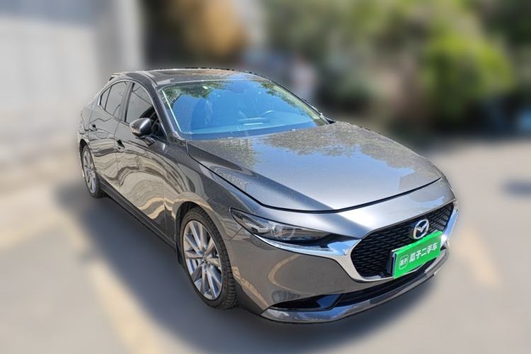 Used Mazda 3 Axela 2020 2.0L Automatic Luxury Version Front Right 45 Deg