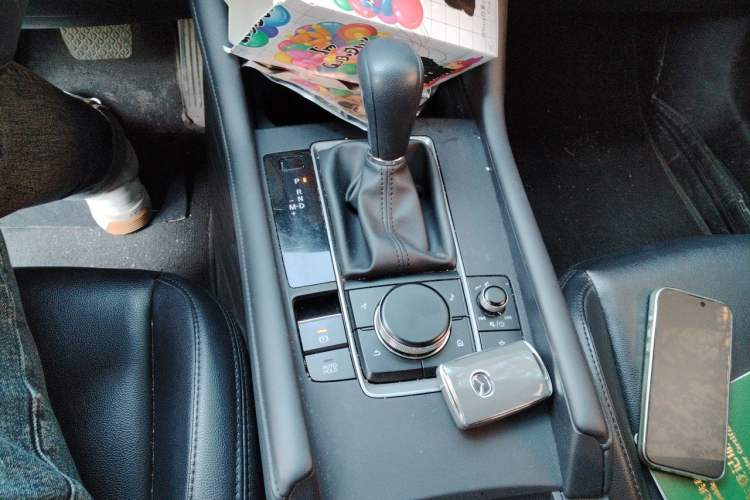 Used Mazda 3 Axela 2020 1.5L Automatic ZhiMei Edition Gear Lever