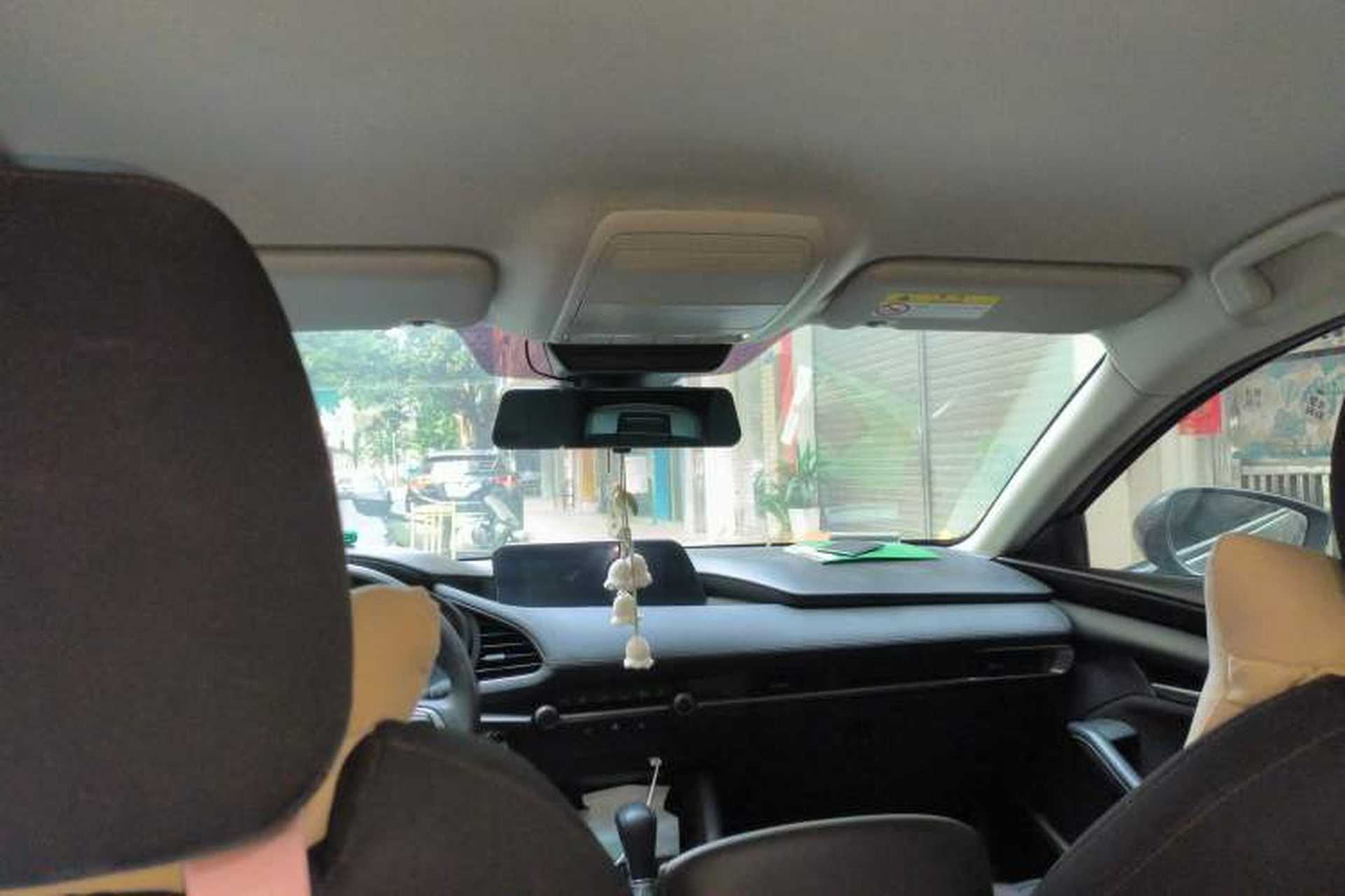 Used Mazda 3 Axela 2020 1.5L Automatic ZhiMei Edition Headliner