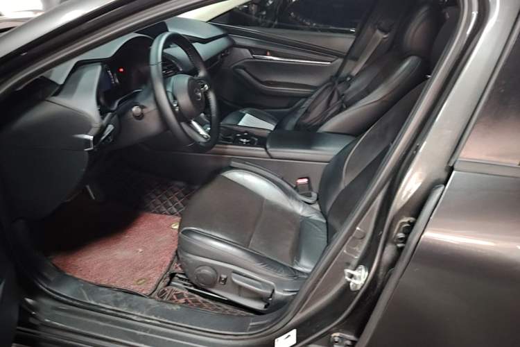 Used Mazda 3 Axela 2020 2.0L Automatic Zhiya Edition Left Front Seat