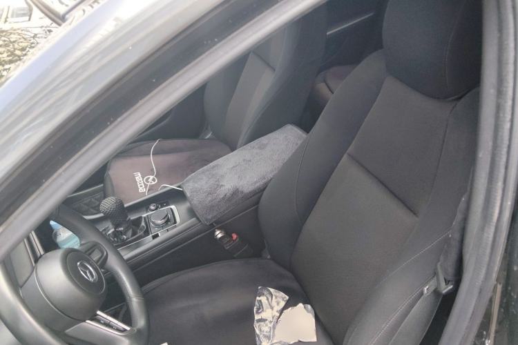 Used Mazda 3 Axela 2020 1.5L Manual ZhiMei Edition Left Front Seat
