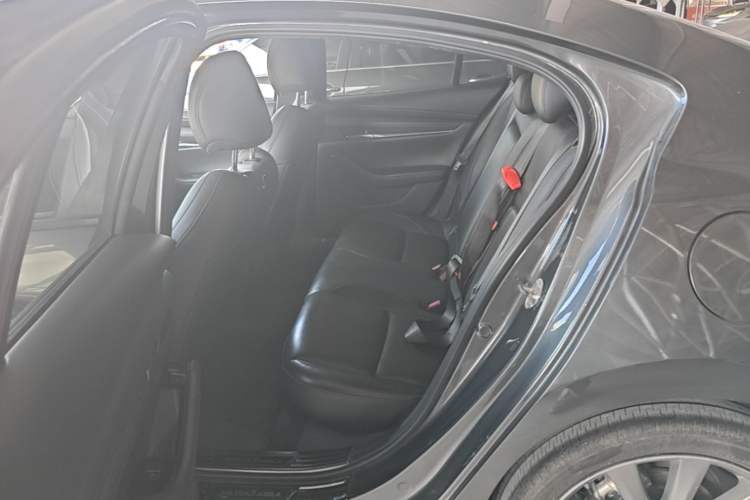 Used Mazda 3 Axela 2020 2.0L Automatic Zhiya Edition Left Rear Seat