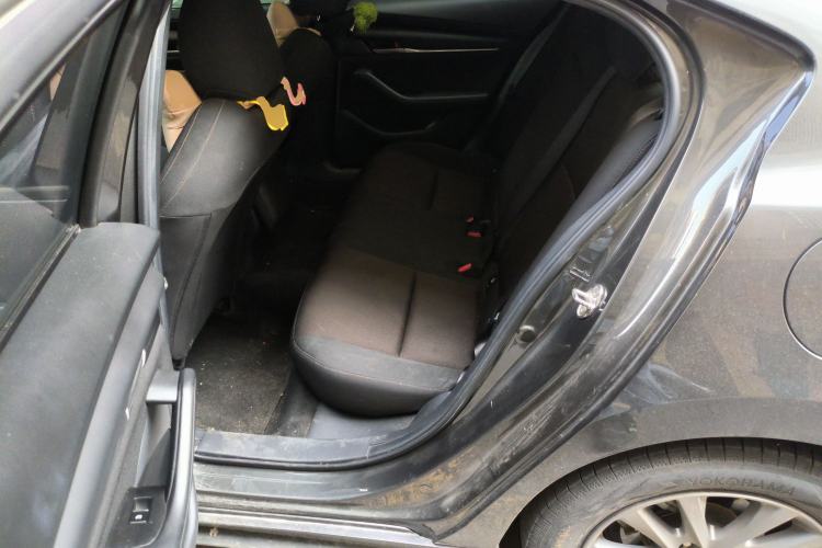 Used Mazda 3 Axela 2020 1.5L Automatic ZhiMei Edition Left Rear Seat