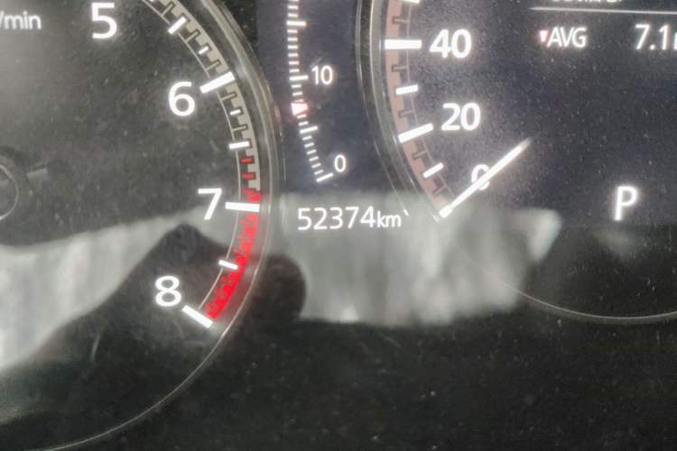 Used Mazda 3 Axela 2020 2.0L Automatic ZhiXuan Edition Odometer Close Up