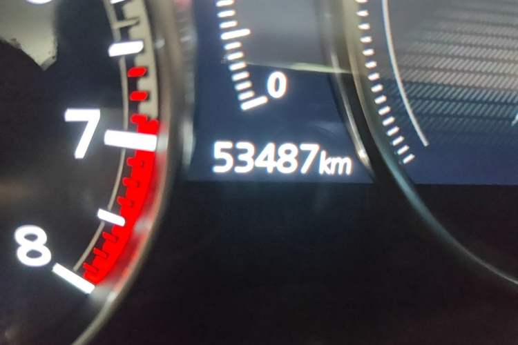 Used Mazda 3 Axela 2020 2.0L Automatic Luxury Version Odometer Close Up