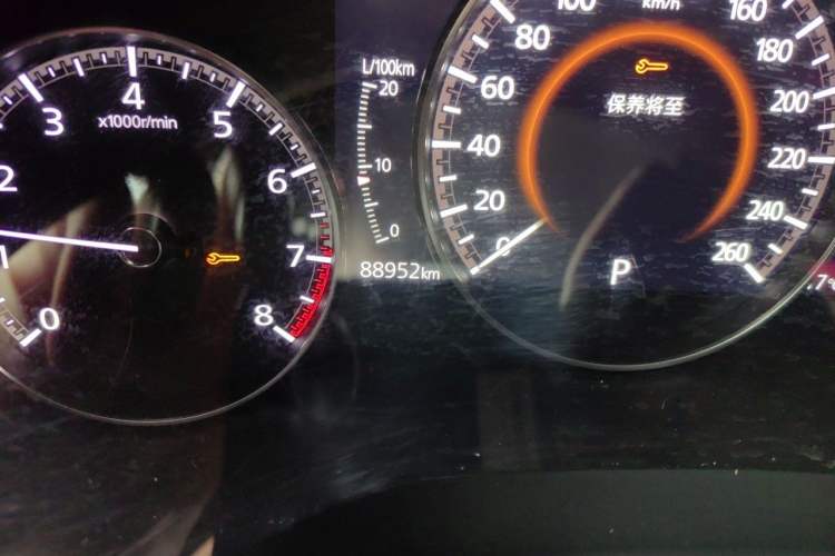 Used Mazda 3 Axela 2020 2.0L Automatic Zhiya Edition Odometer Close Up