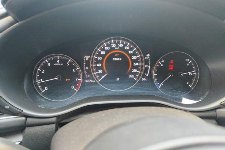 Used Mazda 3 Axela 2020 1.5L Automatic Luxury Version Odometer Close Up