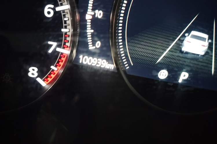 Used Mazda 3 Axela 2020 2.0L Automatic Zhiya Edition Odometer Close Up
