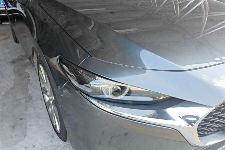 Used Mazda 3 Axela 2020 2.0L Automatic Zhiya Edition Right Front Headlight