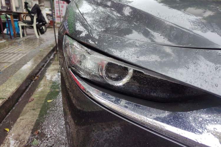 Used Mazda 3 Axela 2020 2.0L Automatic Zhiya Edition Right Front Headlight