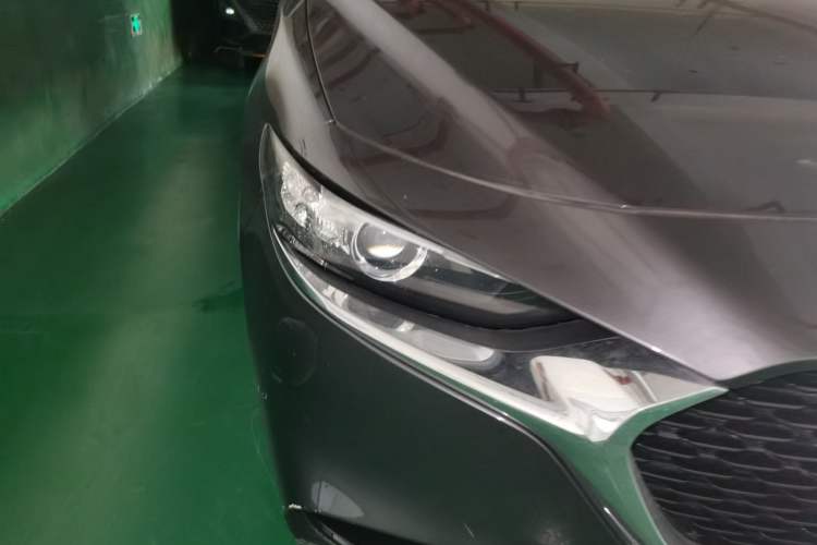 Used Mazda 3 Axela 2020 2.0L Automatic Zhiya Edition Right Front Headlight