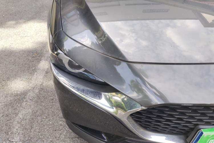 Used Mazda 3 Axela 2020 2.0L Automatic Zhiya Edition Right Front Headlight