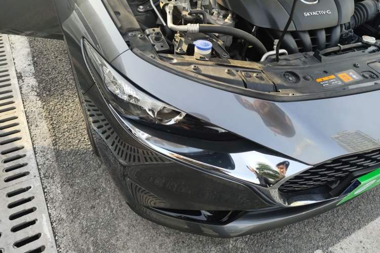 Used Mazda 3 Axela 2020 2.0L Automatic Zhiya Edition Right Front Headlight