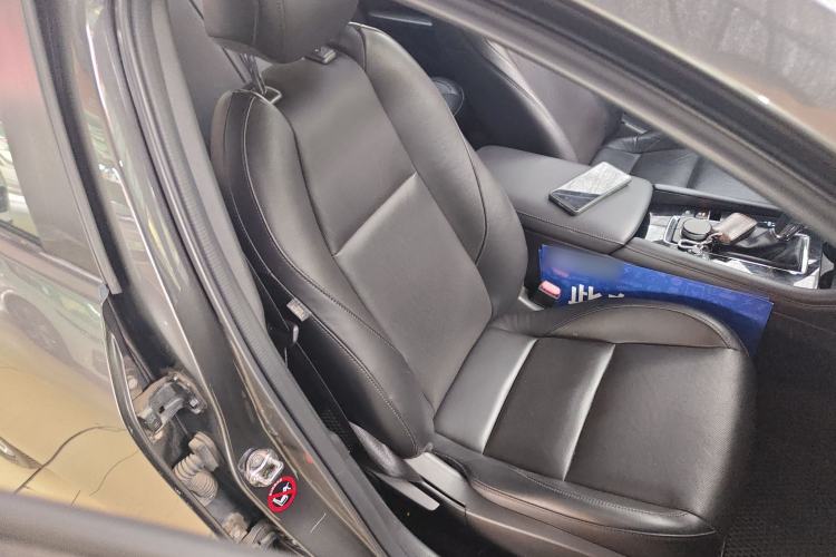 Used Mazda 3 Axela 2020 2.0L Automatic Zhiya Edition Right Front Seat
