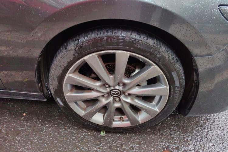 Used Mazda 3 Axela 2020 2.0L Automatic Zhiya Edition Right Front Wheel Hub