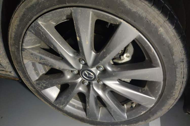 Used Mazda 3 Axela 2020 2.0L Automatic Zhiya Edition Right Front Wheel Hub