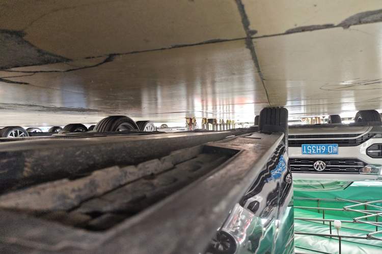 Used Mazda 3 Axela 2020 2.0L Automatic Zhiya Edition Right Side Sill