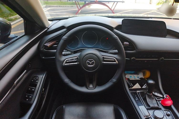 Used Mazda 3 Axela 2020 1.5L Automatic ZhiMei Edition Steering Wheel
