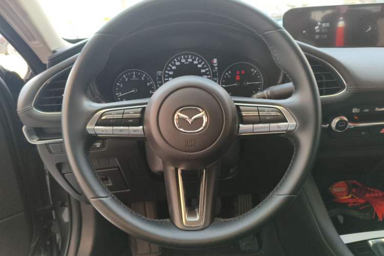 Used Mazda 3 Axela 2020 2.0L Automatic Zhiya Edition Steering Wheel