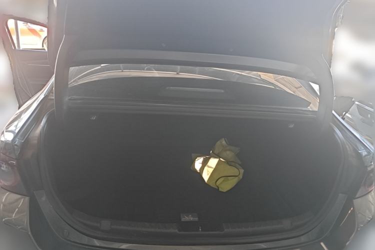Used Mazda 3 Axela 2020 2.0L Automatic Zhiya Edition Trunk