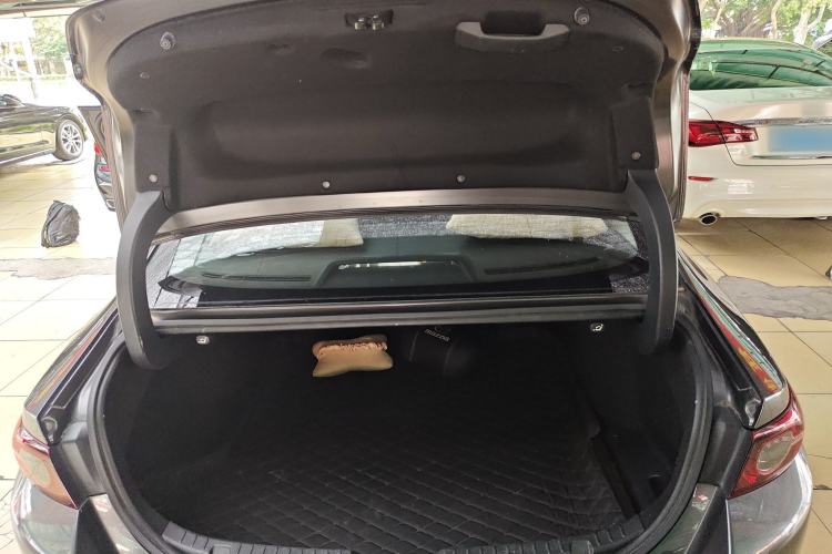 Used Mazda 3 Axela 2020 2.0L Automatic Zhiya Edition Trunk