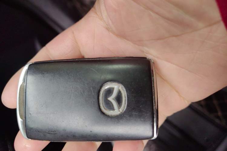 Used Mazda 3 Axela 2020 2.0L Automatic Zhiya Edition Vehicle Key