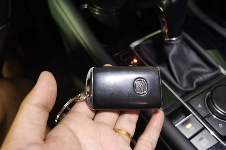 Used Mazda 3 Axela 2020 2.0L Automatic Zhiya Edition Vehicle Key