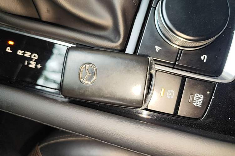Used Mazda 3 Axela 2020 2.0L Automatic Zhiya Edition Vehicle Key