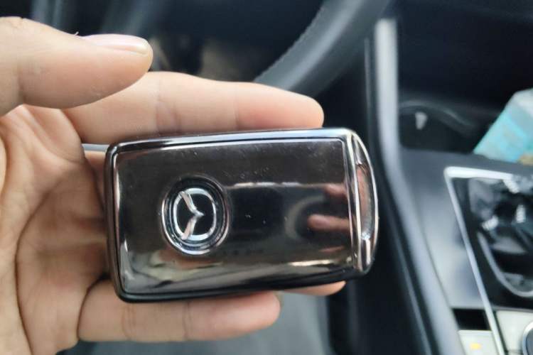 Used Mazda 3 Axela 2020 1.5L Manual ZhiMei Edition Vehicle Key