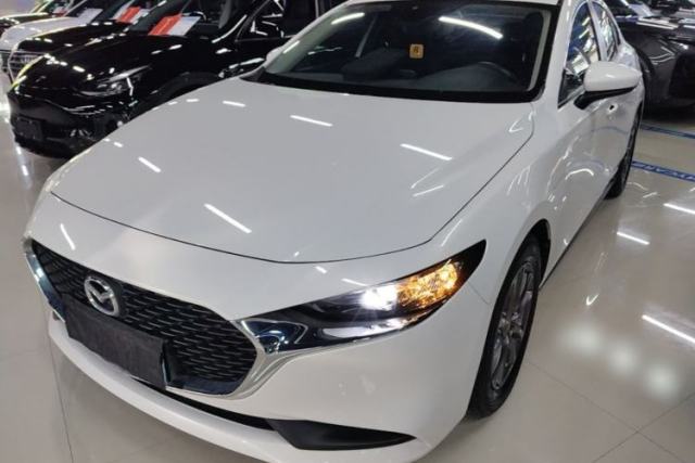 Mazda 3 Axela 2020 1.5L Automatic ZhiMei Edition usata