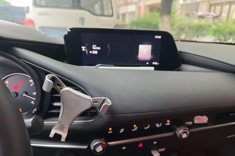 Used Mazda 3 Axela 2020 1.5L Automatic ZhiMei Edition Audio And AC Panel