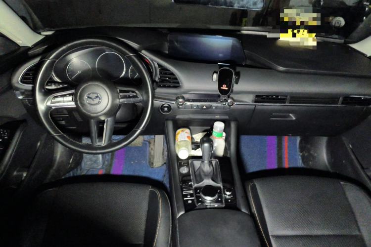 Used Mazda 3 Axela 2020 2.0L Automatic ZhiXuan Edition Center Console