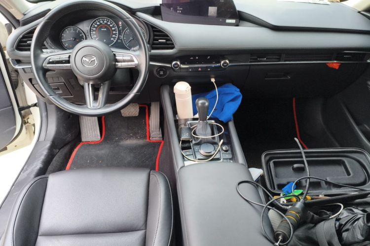 Used Mazda 3 Axela 2020 2.0L Automatic Zhiya Edition Center Console