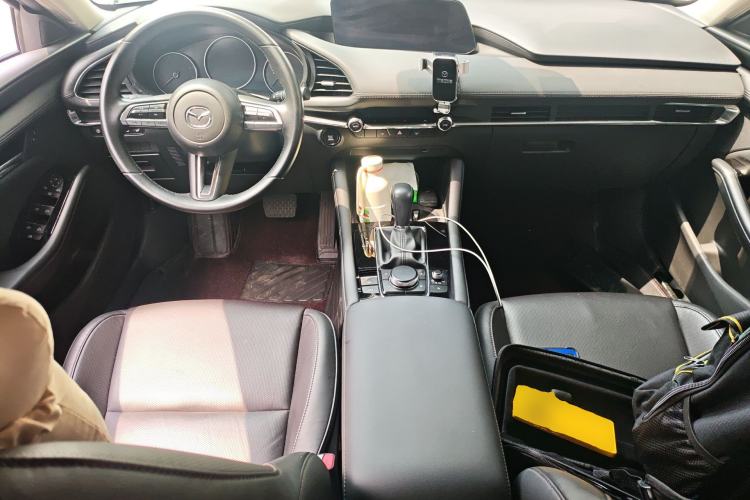 Used Mazda 3 Axela 2020 2.0L Automatic Zhiya Edition Center Console