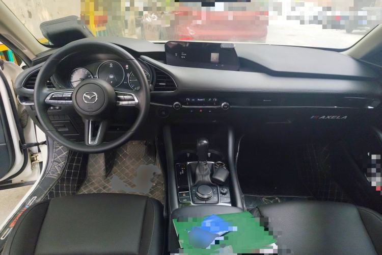Used Mazda 3 Axela 2020 2.0L Automatic Zhiya Edition Center Console