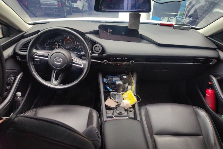 Used Mazda 3 Axela 2020 2.0L Automatic Zhiya Edition Center Console