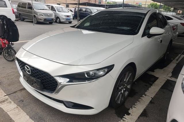 Mazda 3 Axela 2020 2.0L Automatic Zhiya Edition с пробегом