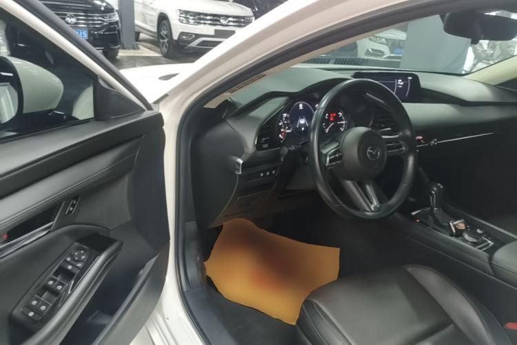 Used Mazda 3 Axela 2020 2.0L Automatic Zhiya Edition Driver Seat