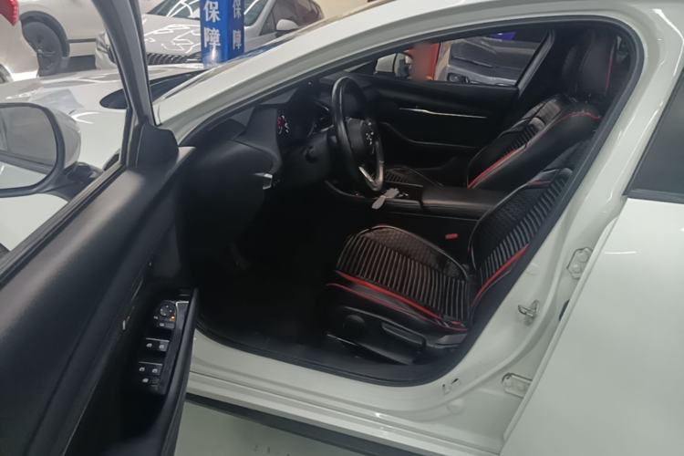 Used Mazda 3 Axela 2020 2.0L Automatic ZhiXuan Edition Driver Seat